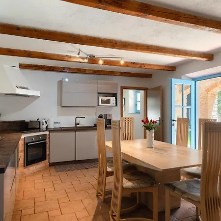 Marlera Vakantiehuis Pula