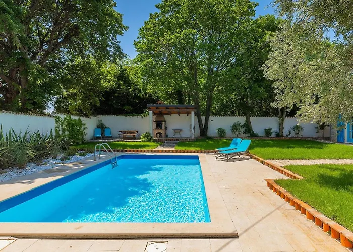 Marlera Holiday home *