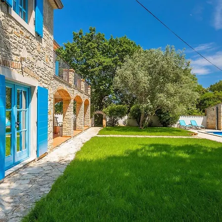 Marlera Holiday home